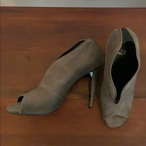 7 FOR ALL MANKIND PEEP TOE BOOTIES 9M